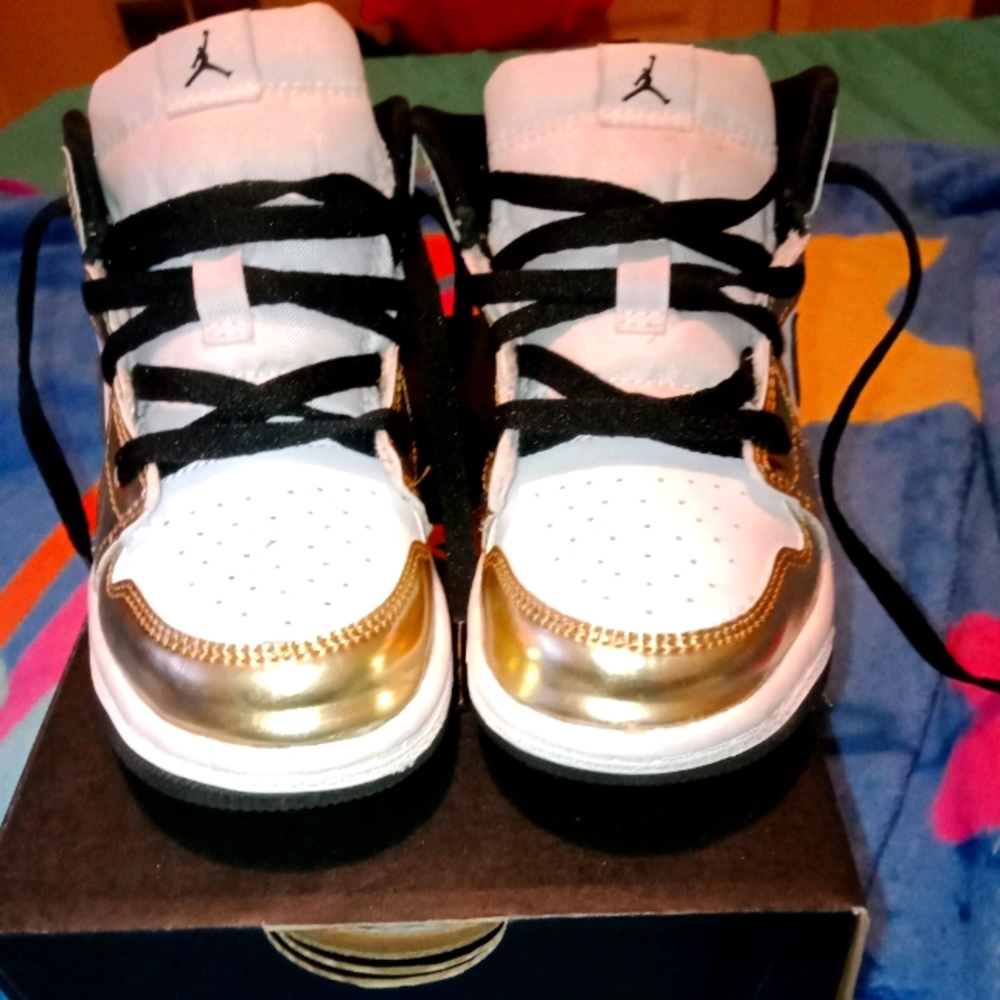 Jordan 1 Mid SE (TD)